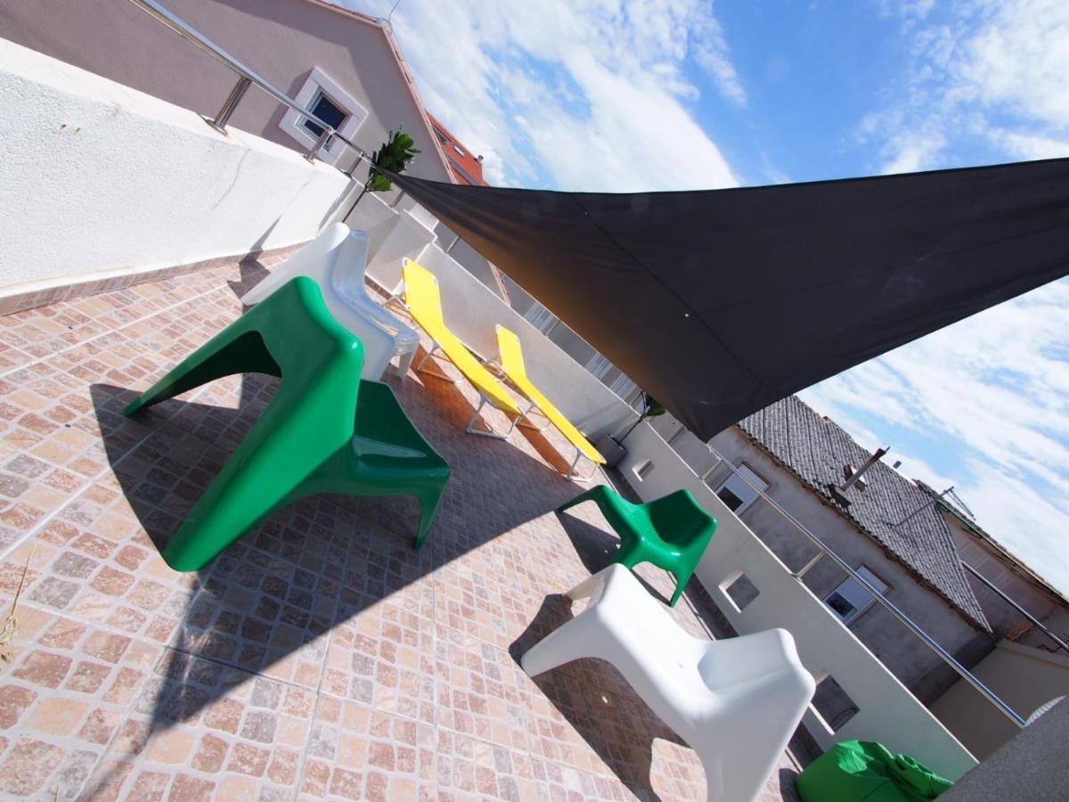 Apartment Chillout House Novalja Bagian luar foto